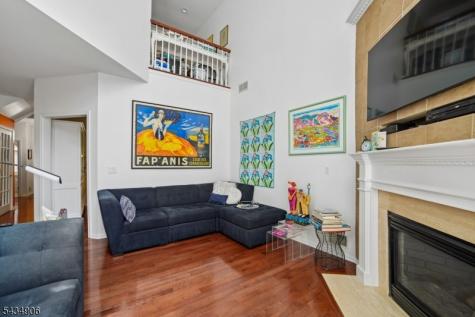 1098 Smith Manor Boulevard West Orange NJ 07052