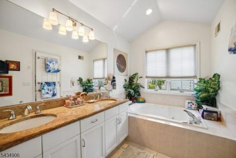 1098 Smith Manor Boulevard West Orange NJ 07052