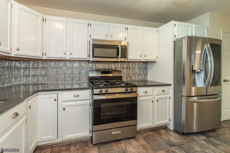 122 Woodmont Drive Randolph NJ 07869