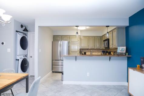 332 Greenbriar-unit 8 Union NJ 07083