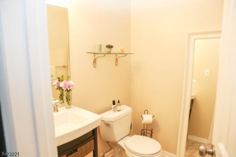 332 Greenbriar-unit 8 Union NJ 07083