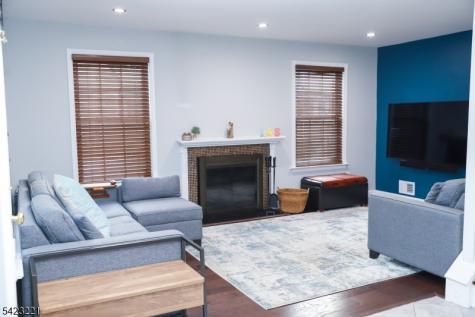 332 Greenbriar-unit 8 Union NJ 07083
