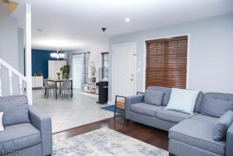 332 Greenbriar-unit 8 Union NJ 07083