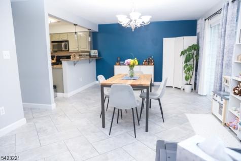 332 Greenbriar-unit 8 Union NJ 07083
