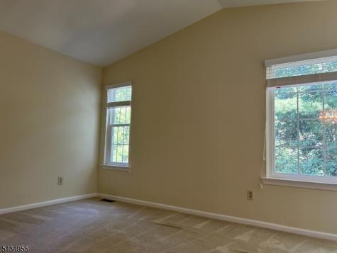 9 Evans Court Bedminster NJ 07921