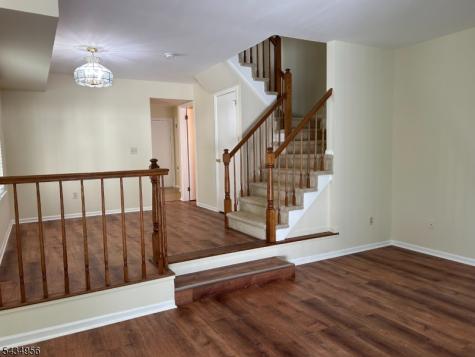 9 Evans Court Bedminster NJ 07921