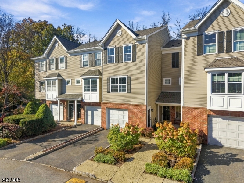 22 Greenbrook Drive Bloomfield NJ 07003
