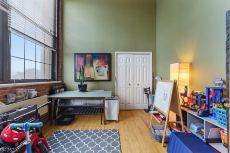 366 Trenton Avenue Paterson NJ 07503