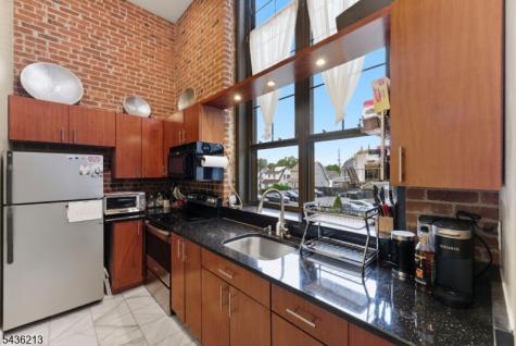 366 Trenton Avenue Paterson NJ 07503