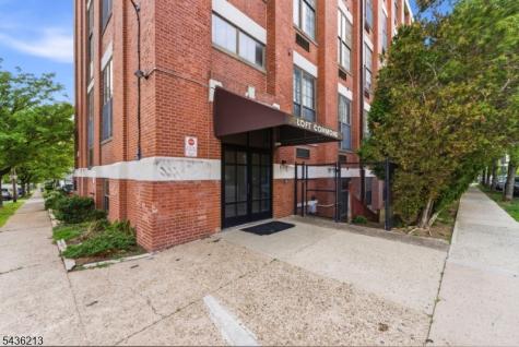 366 Trenton Avenue Paterson NJ 07503
