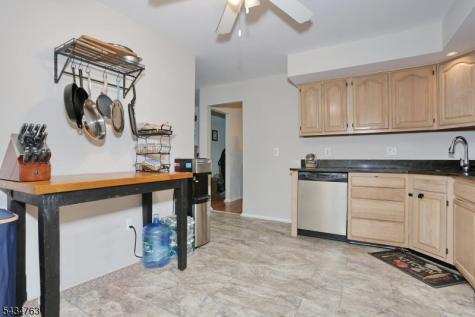 3 Brookside Heights Wanaque NJ 07465