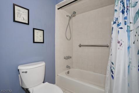 3 Brookside Heights Wanaque NJ 07465
