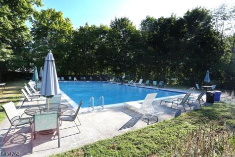 3 Brookside Heights Wanaque NJ 07465