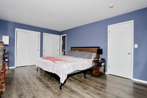 3 Brookside Heights Wanaque NJ 07465