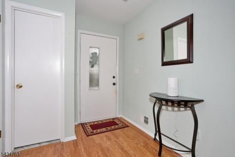 3 Brookside Heights Wanaque NJ 07465