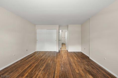 806 Eves Drive Hillsborough NJ 08844