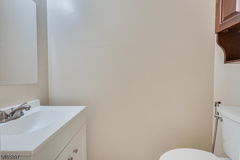 30 Catbird Court Lawrence NJ 08648