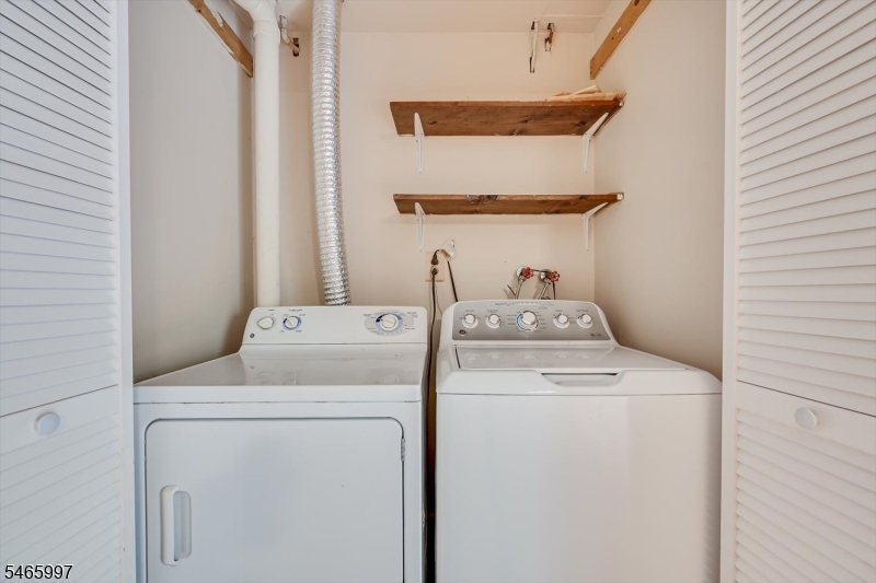30 Catbird Court Lawrence NJ 08648