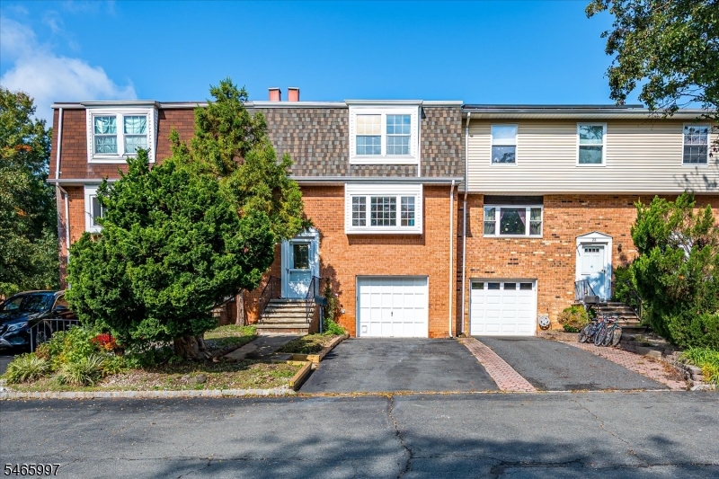 30 Catbird Court Lawrence NJ 08648