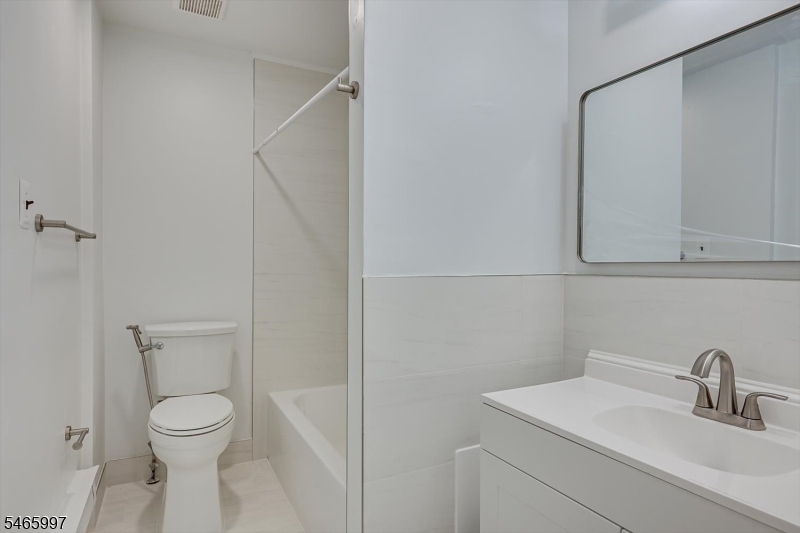 30 Catbird Court Lawrence NJ 08648