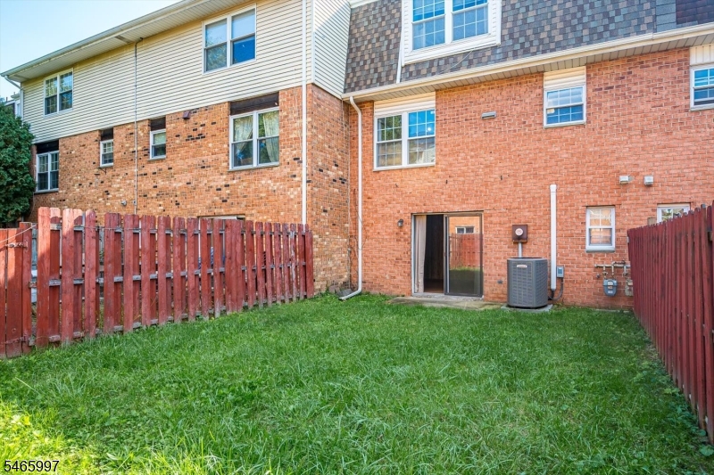 30 Catbird Court Lawrence NJ 08648