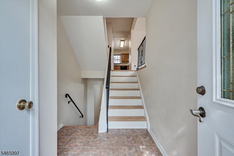30 Catbird Court Lawrence NJ 08648