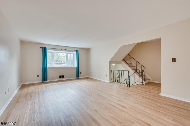 30 Catbird Court Lawrence NJ 08648