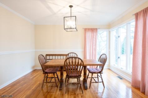 28 Old Fourth Drive Jefferson NJ 07438