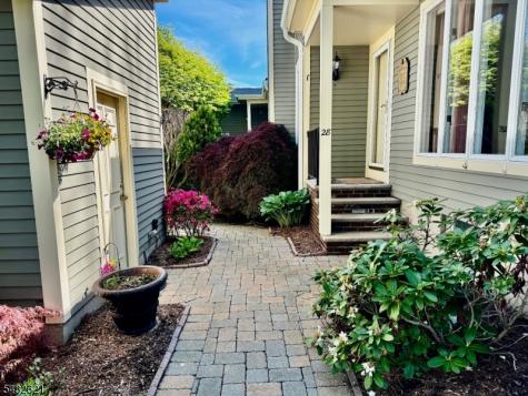 28 Old Fourth Drive Jefferson NJ 07438