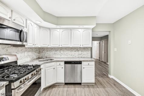 511 Dunn Circle Bridgewater NJ 08807