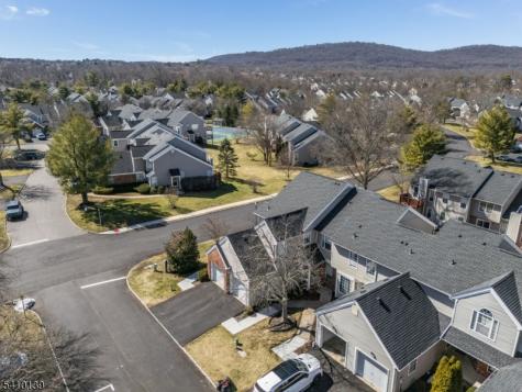 224 Lobelia Court Readington NJ 08889
