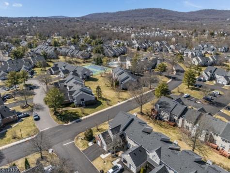 224 Lobelia Court Readington NJ 08889