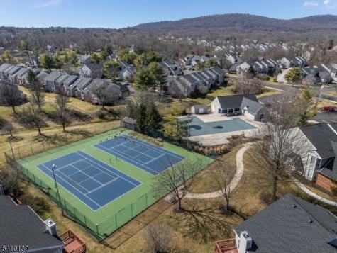 224 Lobelia Court Readington NJ 08889