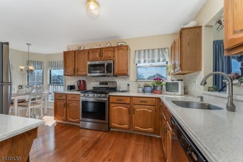224 Lobelia Court Readington NJ 08889