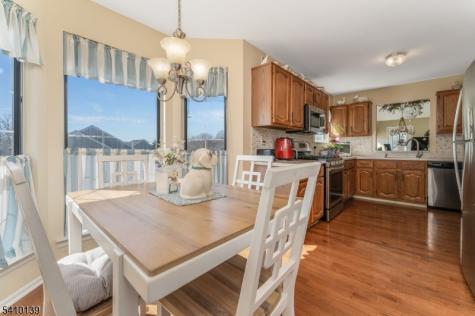 224 Lobelia Court Readington NJ 08889