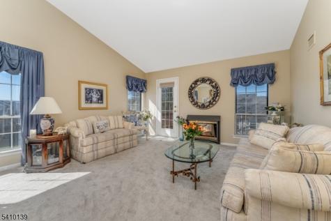 224 Lobelia Court Readington NJ 08889