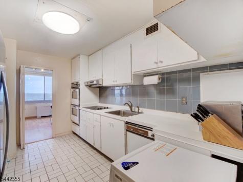 1 Claridge Drive Verona NJ 07044