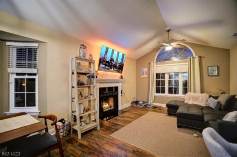 88 Wycombe Place Franklin NJ 08873