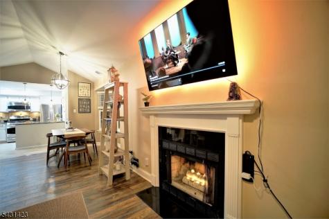 88 Wycombe Place Franklin NJ 08873