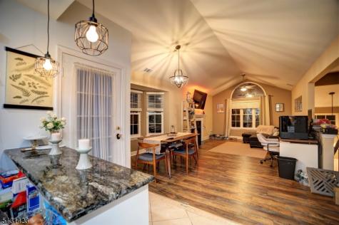 88 Wycombe Place Franklin NJ 08873