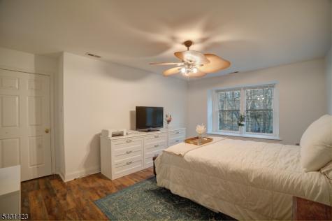 88 Wycombe Place Franklin NJ 08873