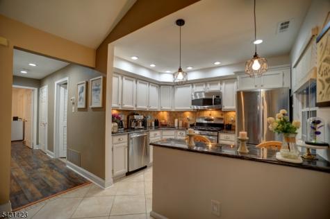 88 Wycombe Place Franklin NJ 08873