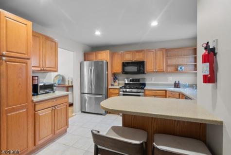 16 Franklin Court Montville NJ 07045