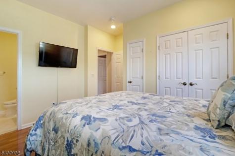 3412 Pointe Gate Drive Livingston NJ 07039