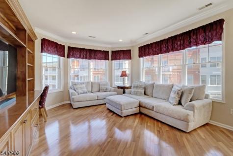 3412 Pointe Gate Drive Livingston NJ 07039