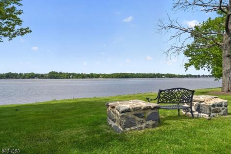 3 Swan Court Delanco NJ 08075