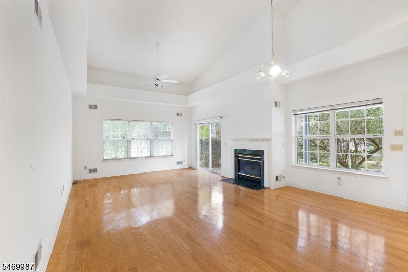 45 Four Oaks Road Bedminster NJ 07921