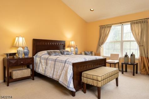 12 Diaz Court Franklin NJ 08823