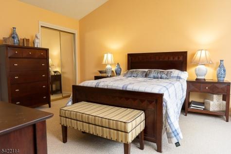 12 Diaz Court Franklin NJ 08823