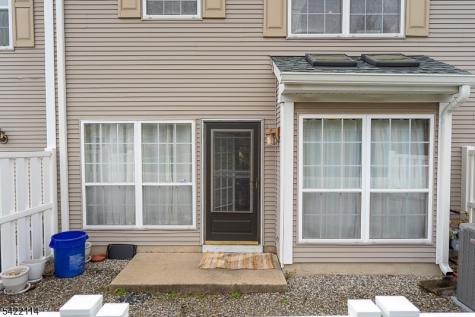 12 Diaz Court Franklin NJ 08823